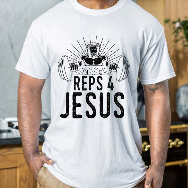 jesus lifting shirts