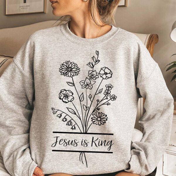 jesus is king sweater